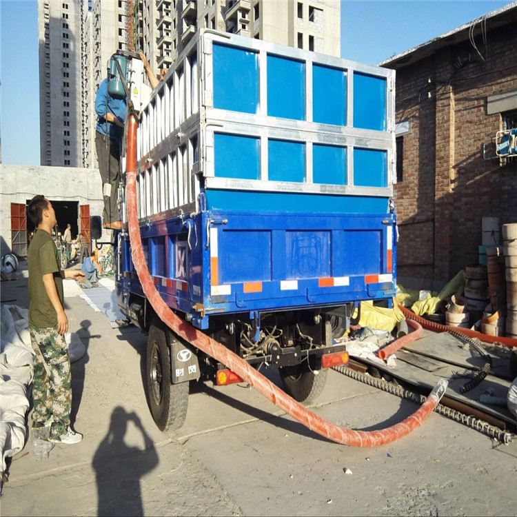 東北收糧小鋼炮，車載吸糧機